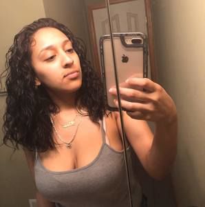 Meet your Posher, Joselin